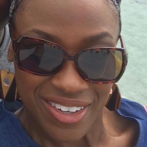 Meet your Posher, Mandisa